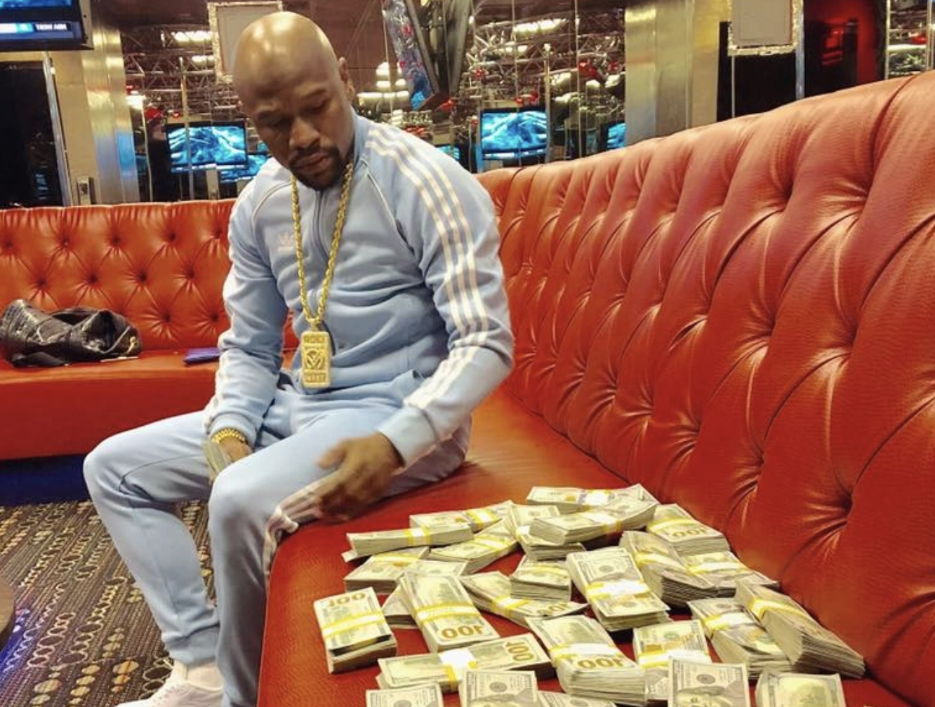 Onun əmilərindən biri Rocer Mayweather